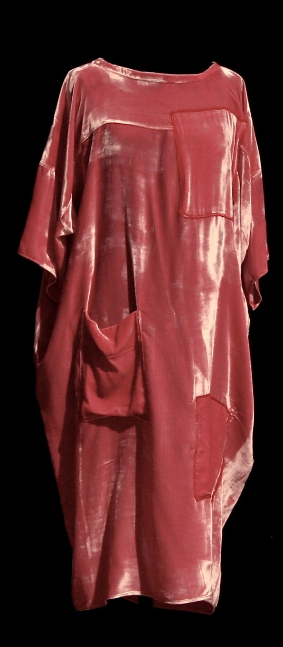 Robe velours de soie rose Après la mousson